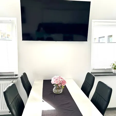 Zentrale Mitten In 2 Apartment *