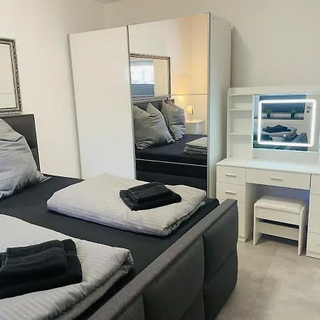 Zentrale Mitten In 2 Apartment *